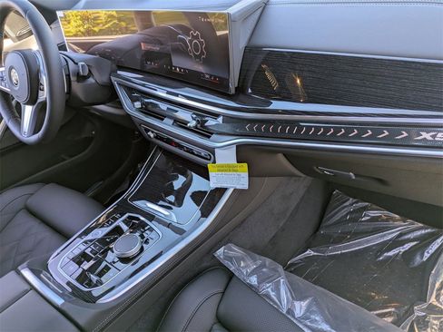 New 2026 BMW X5 xDrive50e w/ M Sport Package image 38