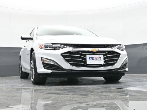 Used 2024 Chevrolet Malibu LT FWD image 47