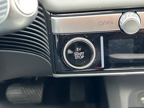 Certified 2024 Hyundai Ioniq 5 SEL image 29