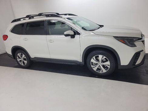 Used 2023 Subaru Ascent Premium AWD/4WD image 11