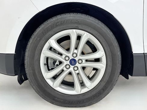 Used 2020 Ford Edge SEL image 26