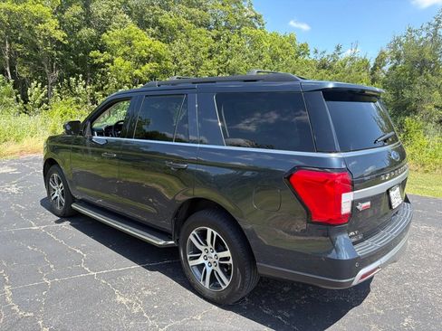 Used 2022 Ford Expedition XLT RWD image 5