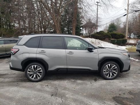 New 2025 Subaru Forester Touring image 2