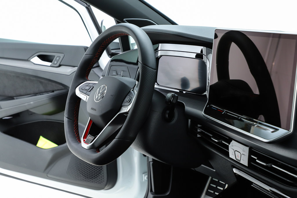 New 2026 Volkswagen GTI SE FWD image 72