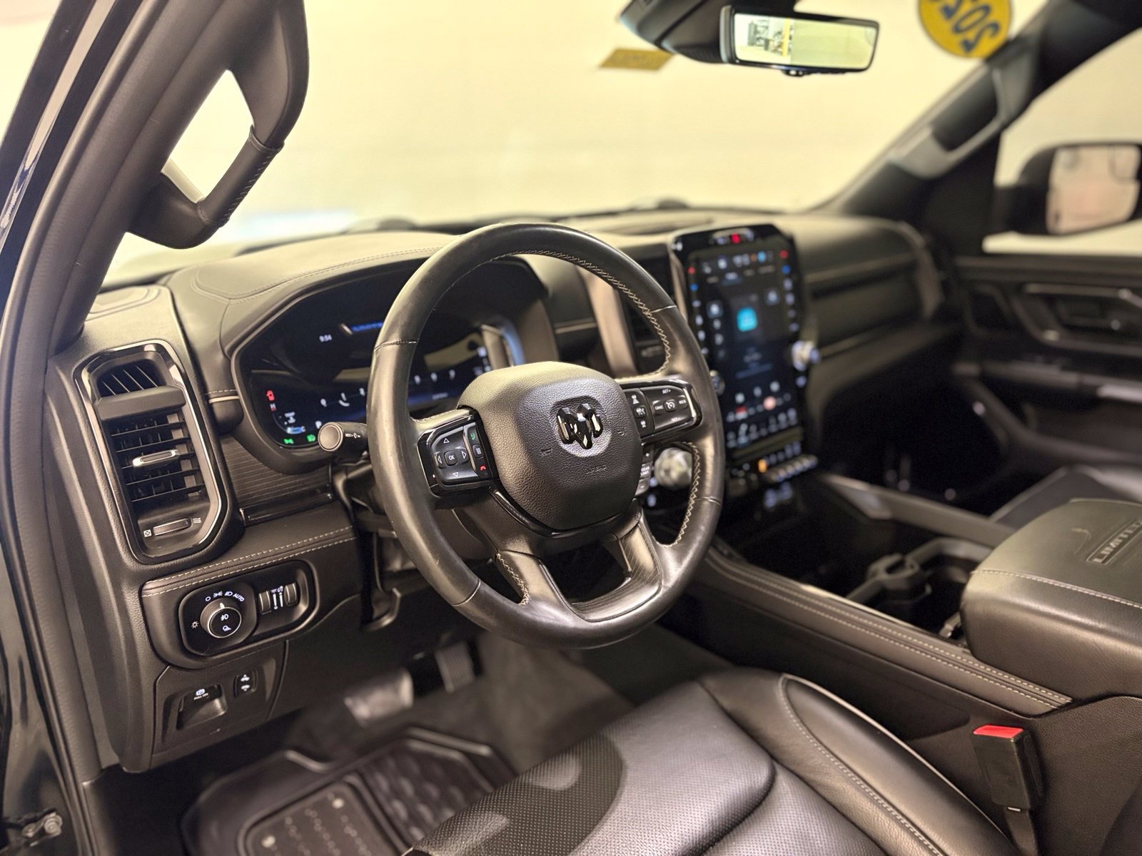 Used 2023 RAM 1500 Limited AWD/4WD image 6