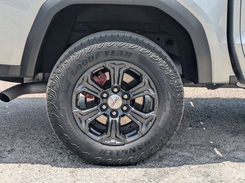 Used 2024 GMC Canyon Elevation w/ Convenience Package RWD image 26