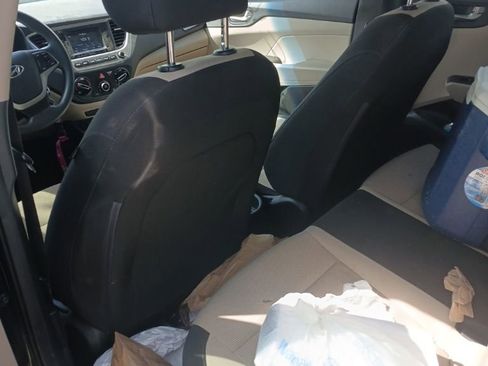 Used 2018 Hyundai Accent SE image 11