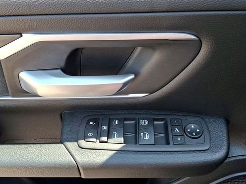 Used 2023 RAM 1500 Big Horn AWD/4WD image 12