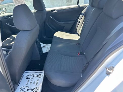 Used 2015 Volkswagen Jetta S FWD image 16