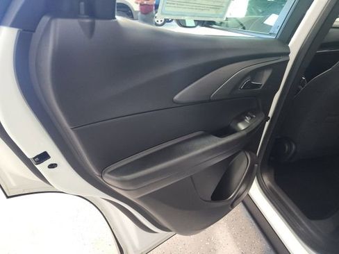 Used 2023 Chevrolet TrailBlazer LS FWD image 15
