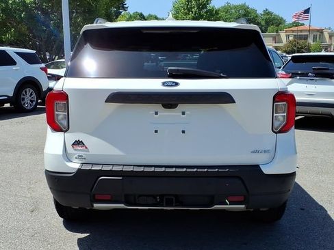 Used 2022 Ford Explorer Timberline w/ Timberline Technology Package AWD/4WD image 4