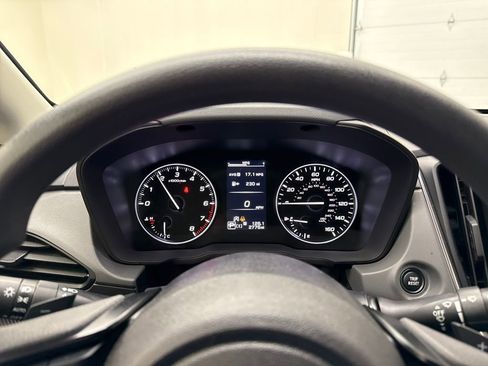 Certified 2025 Subaru Crosstrek 2.0i Premium image 16