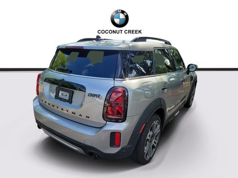 Used 2024 MINI Cooper Countryman S FWD image 4