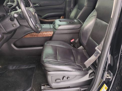 Used 2015 Chevrolet Suburban LTZ image 15