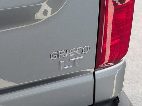 Used 2025 Chevrolet Silverado 2500 LT image 17