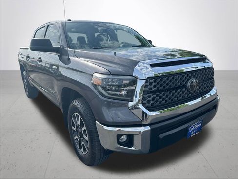 Used 2019 Toyota Tundra SR5 w/ TRD Off Road Package AWD/4WD image 5
