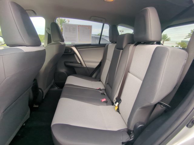 Used 2014 Toyota RAV4 LE FWD image 15