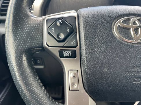 Used 2022 Toyota 4Runner SR5 RWD image 17