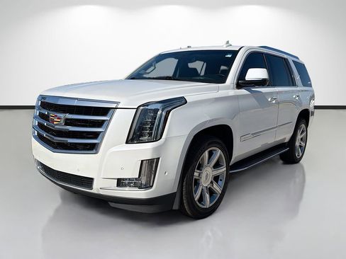 Used 2020 Cadillac Escalade Luxury RWD image 7