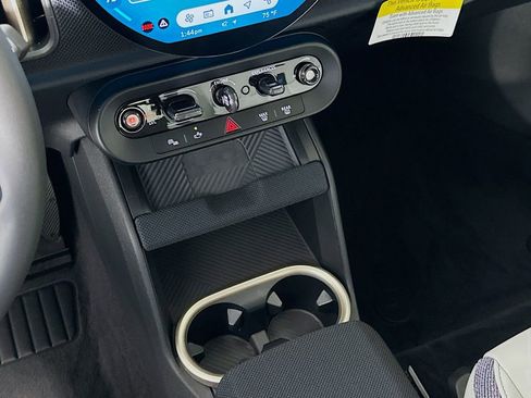 Certified 2025 MINI Cooper Countryman S image 16