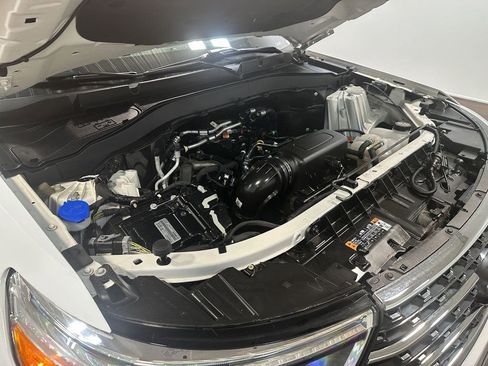 Used 2022 Ford Explorer XLT image 20