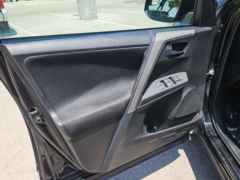 Used 2017 Toyota RAV4 LE w/ All Weather Liner Package AWD/4WD image 10