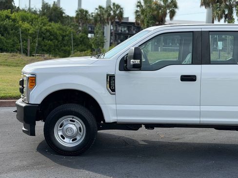 Used 2017 Ford F250 XL w/ Power Equipment Group AWD/4WD image 3