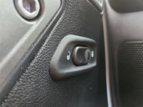 Used 2017 Jeep Wrangler Unlimited Sport w/ Quick Order Package 24S image 32