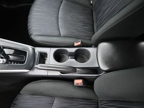 Used 2019 Nissan Sentra SV image 32