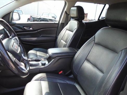 Used 2019 GMC Acadia SLT AWD/4WD image 18