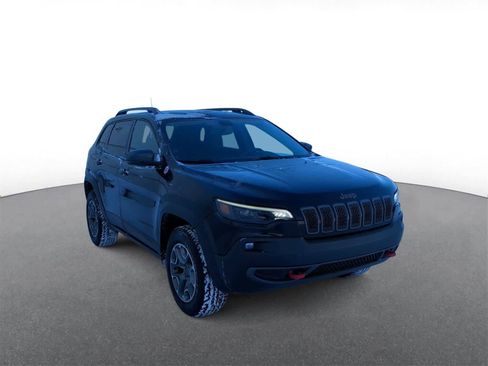 Used 2020 Jeep Cherokee Trailhawk w/ Comfort/Convenience Group image 2