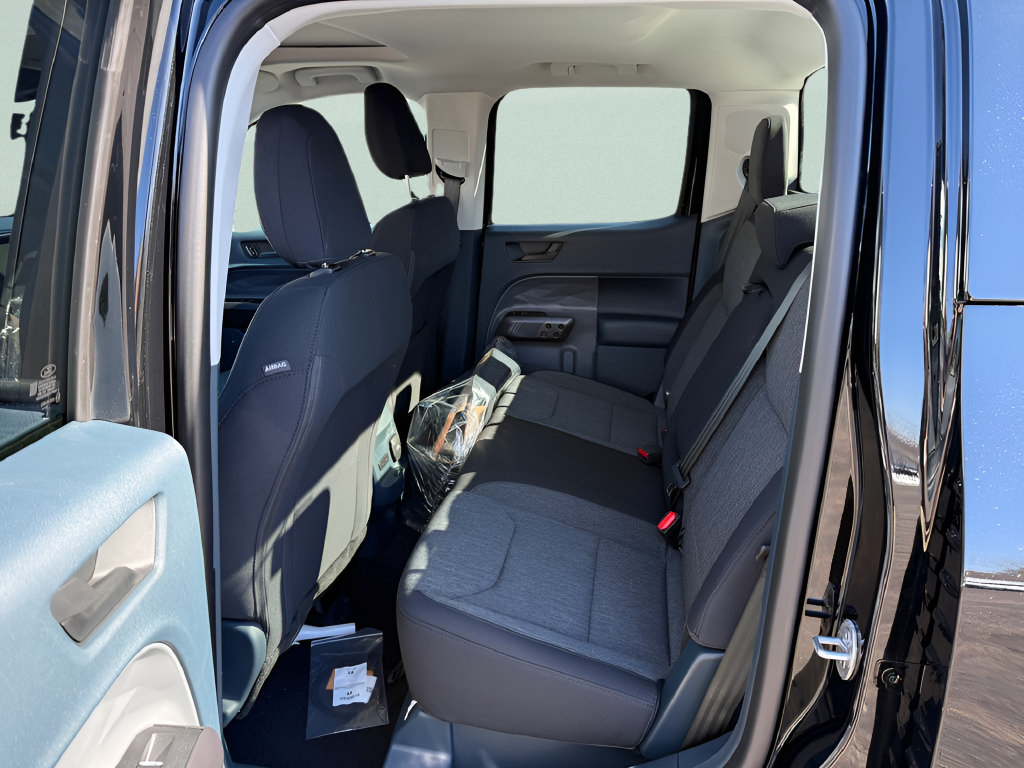 Used 2025 Ford Maverick XLT w/ XLT Luxury Package AWD/4WD image 5