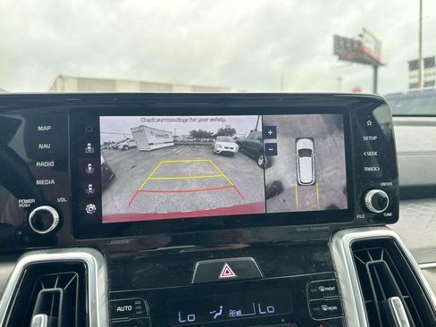 Certified 2022 Kia Sorento SX Prestige AWD/4WD image 35