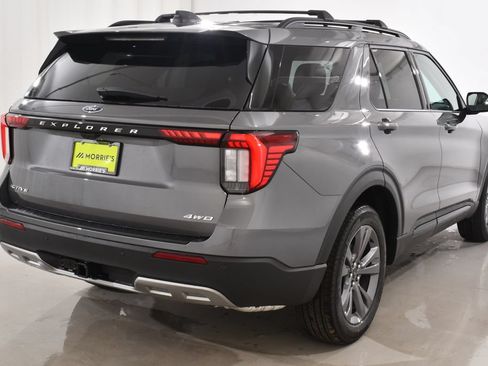 New 2026 Ford Explorer Active AWD/4WD image 12