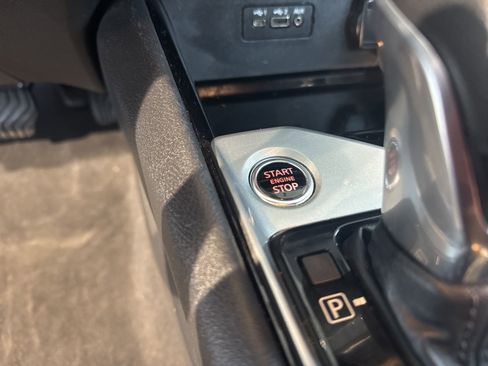 Used 2024 Nissan Altima 2.5 SV image 25