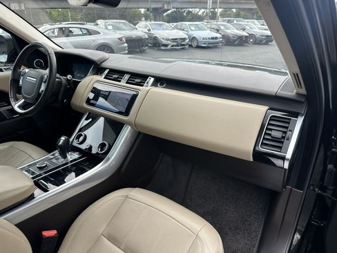 Used 2018 Land Rover Range Rover Sport HSE AWD/4WD image 15