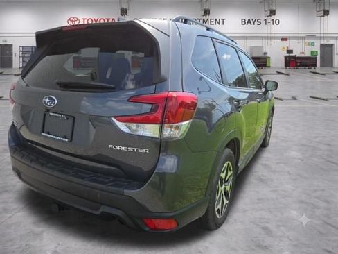 Used 2023 Subaru Forester Premium AWD/4WD image 7
