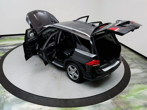 Used 2016 Mercedes-Benz GLE 400 4MATIC w/ Parking Assist Package image 41