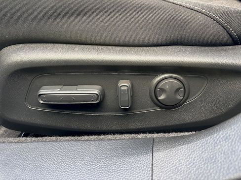 Certified 2025 Honda Accord SE image 15