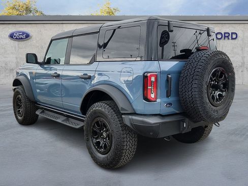 Used 2025 Ford Bronco Badlands AWD/4WD image 4