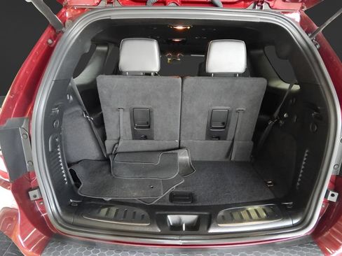 Used 2021 Dodge Durango R/T w/ Blacktop Package AWD/4WD image 10