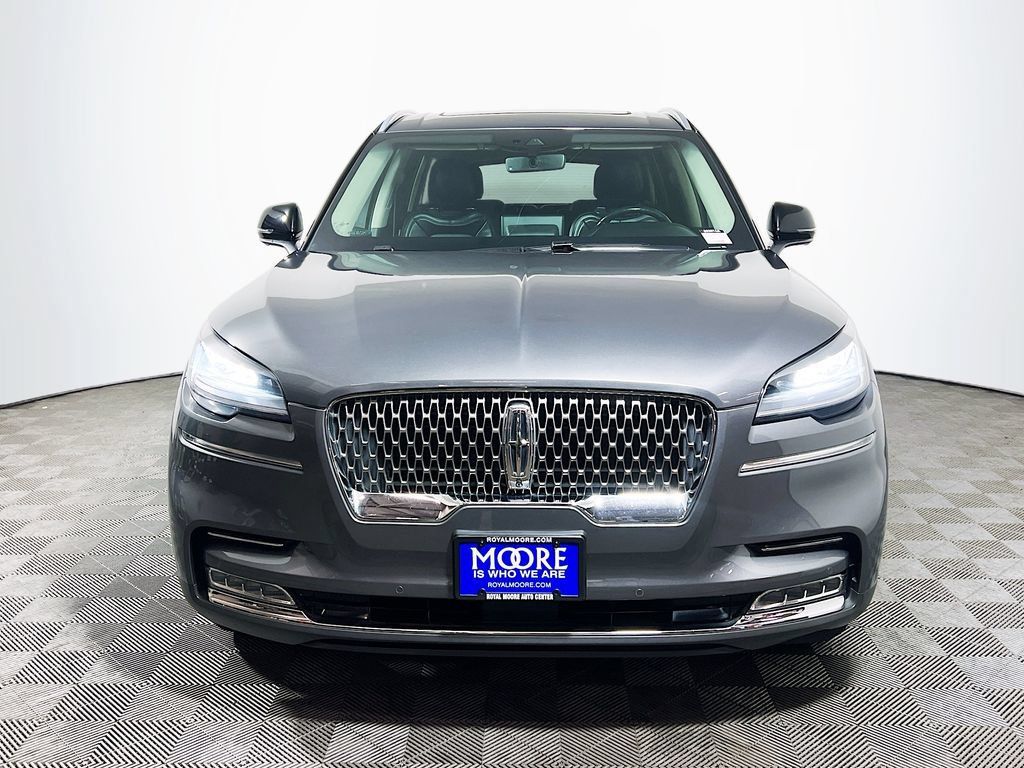 Used 2021 Lincoln Aviator Reserve w/ Equipment Group 201A AWD/4WD image 2