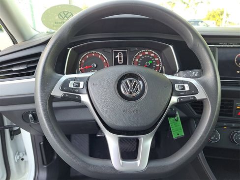 Certified 2021 Volkswagen Jetta S image 16