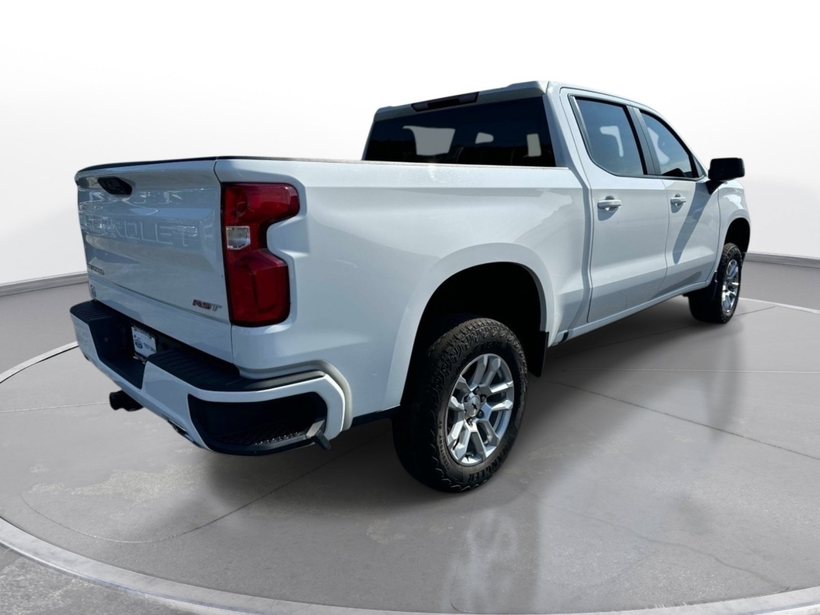 Used 2023 Chevrolet Silverado 1500 RST AWD/4WD image 4