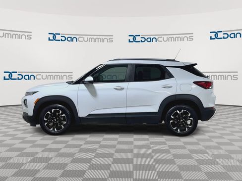 Used 2023 Chevrolet TrailBlazer LT FWD image 5
