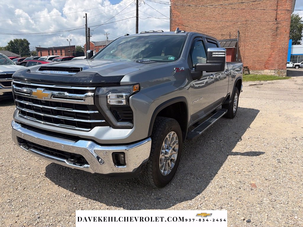 Used 2025 Chevrolet Silverado 2500 LTZ w/ LTZ Plus Package AWD/4WD image 1