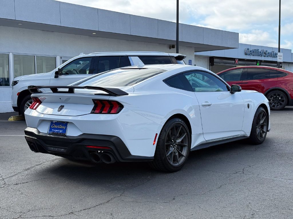 Used 2025 Ford Mustang Dark Horse RWD image 7