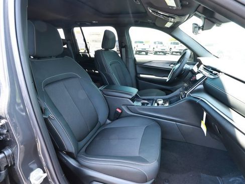New 2026 Jeep Grand Cherokee Laredo X RWD image 28