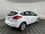 Used 2018 Ford Focus SE w/ Cold Weather Package image 5