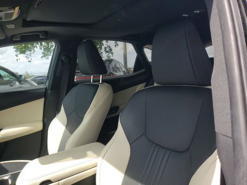 Used 2024 Lexus NX 250 FWD image 20